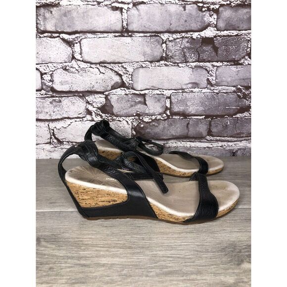 Patagonia Black Leather Ankle Strap Cork Wedge Sandals Women’s Sz 6.5M US/37EU - Picture 3 of 16